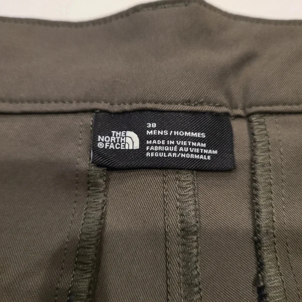 The North Face mens sz.38 brown polyester